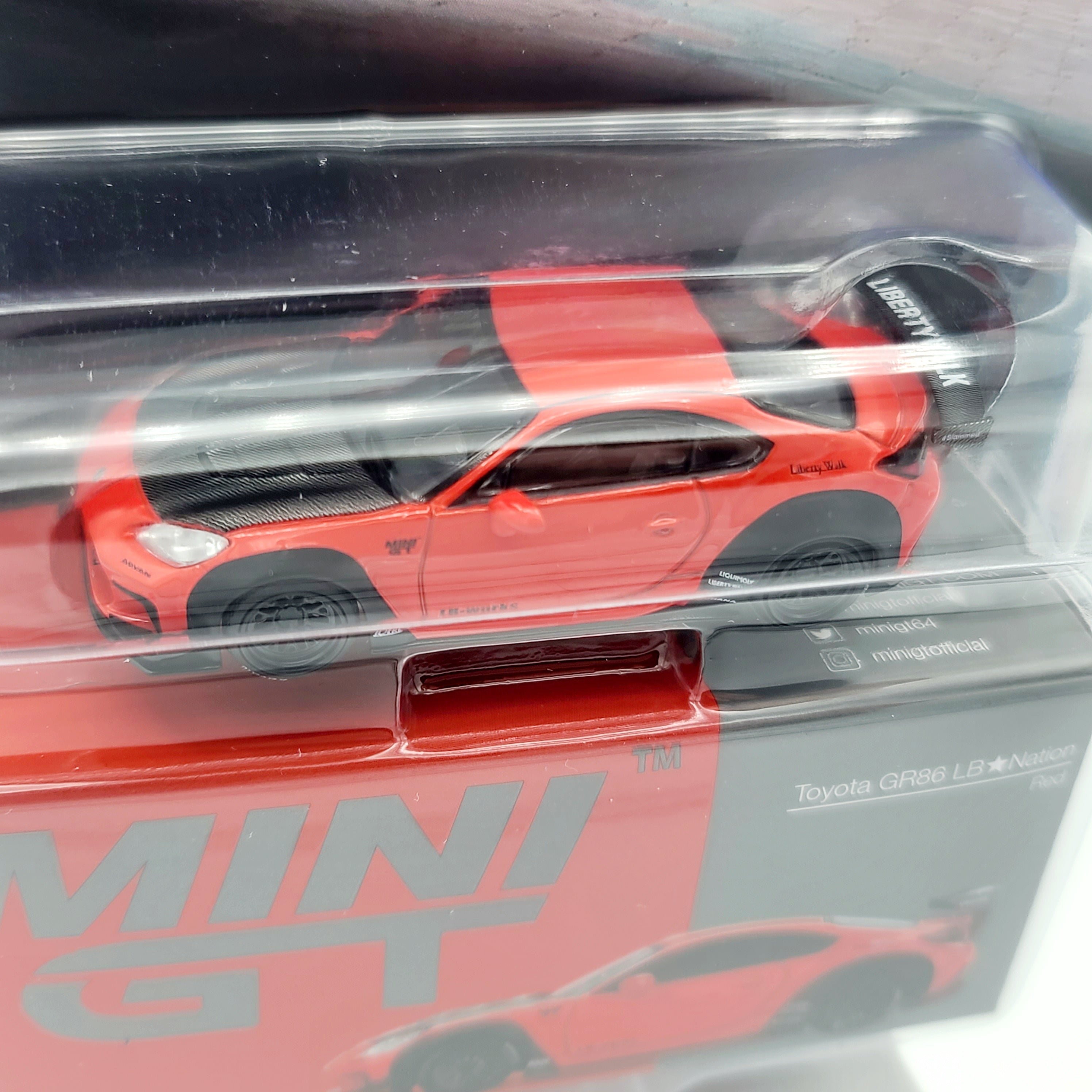 Mini GT Toyota GR86 LB Nation - 1:64, Red (2025 Limited Edition)